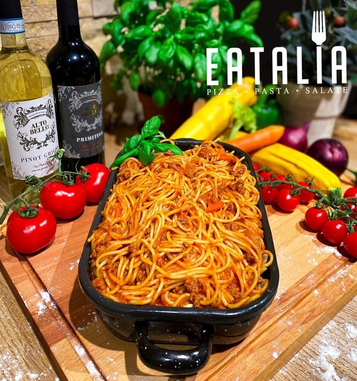 Eatalia Pizza, pasta salate